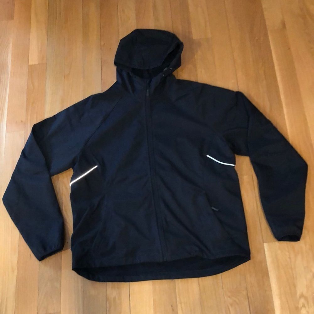 THE zorrel weather series jacket size 2XL.